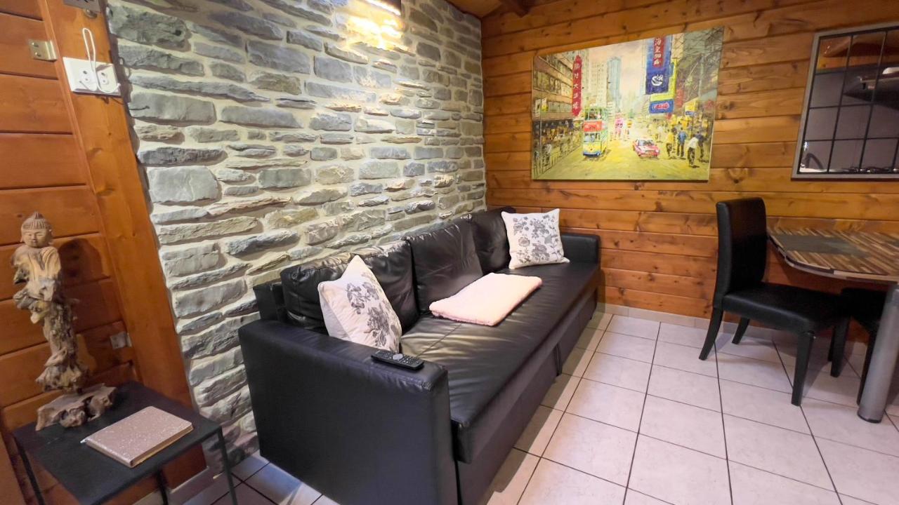 Au Chalet D'Isa Havelange Buitenkant foto